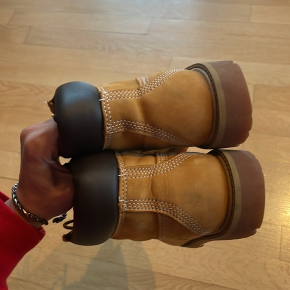 Timberland Boots - Picture 10 of 12